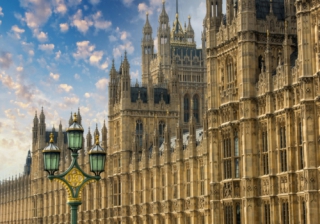 Landlords welcome MPs' proposals to uprate housing benefits Gov 922